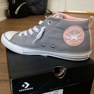 Chuck Taylor all star street mid